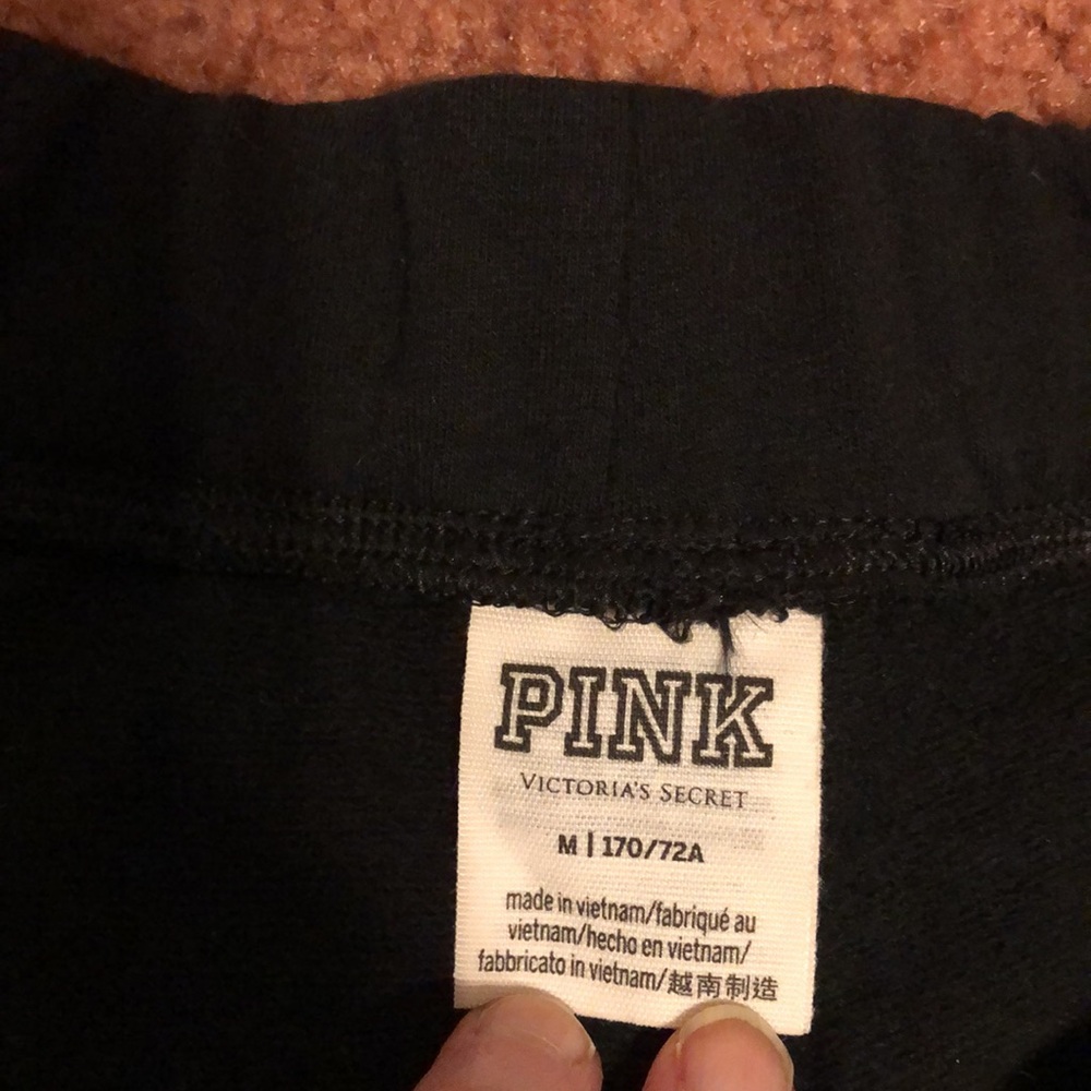 Victoria Secret PINK Shorts - Picture 5 of 7
